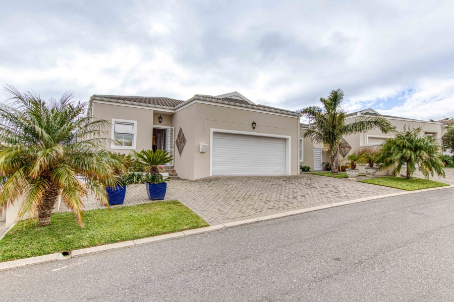 3 Bedroom Property for Sale in Fernwood Western Cape